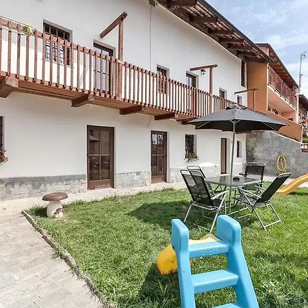 Bed And Breakfast Giaveno Bagian luar foto